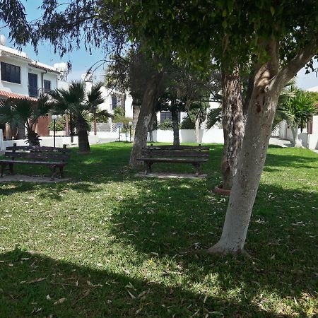 Kermia Beach Apartment Larnaca Esterno foto